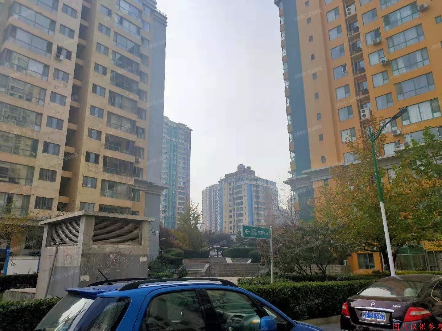 西城区 广安门外大街305号8区4号楼11层1202（荣丰2008）