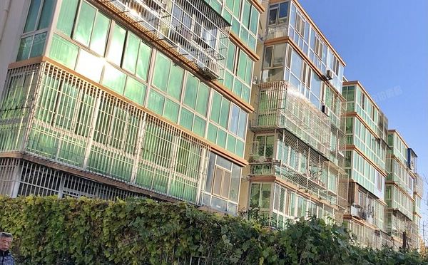 房山区-长阳镇 天泰新景温泉家园12号楼1层5单元103号（天泰新景）