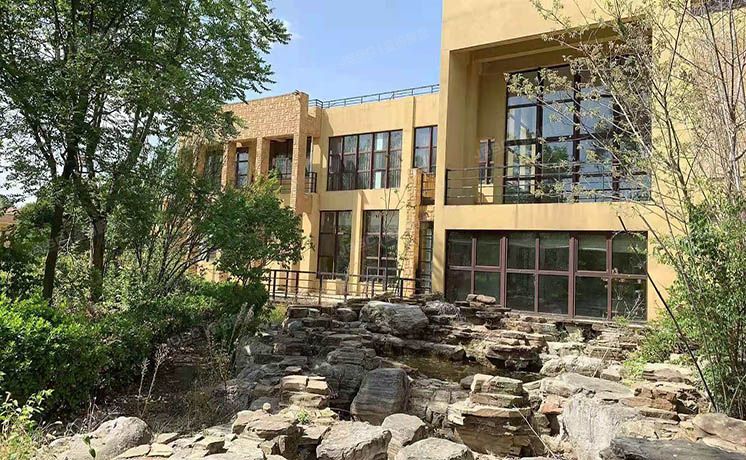 大兴区 半壁店绿茵花园别墅桃园区89号1至2层（绿茵花园）独栋