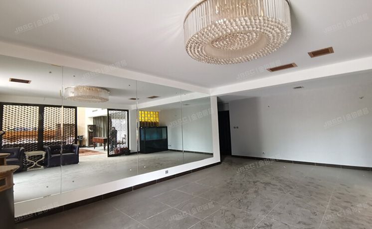 大兴区 绿茵花园别墅区88号1至2层 别墅