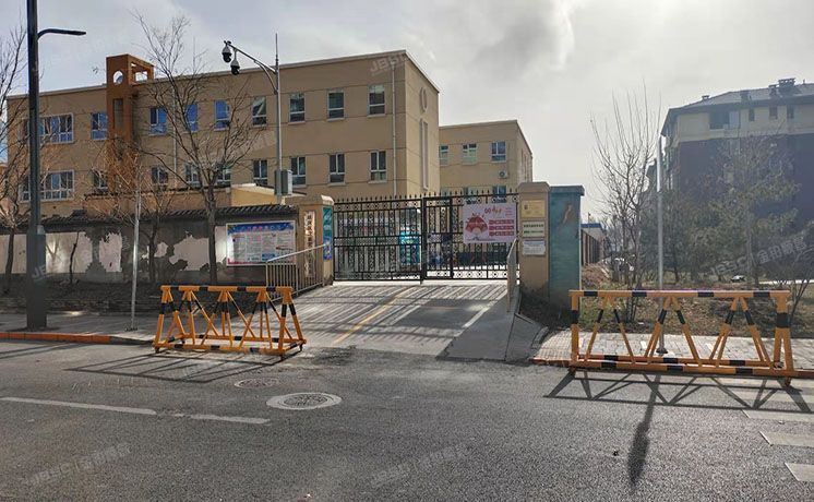 延庆区 城建万科城6号楼9层3单元902号