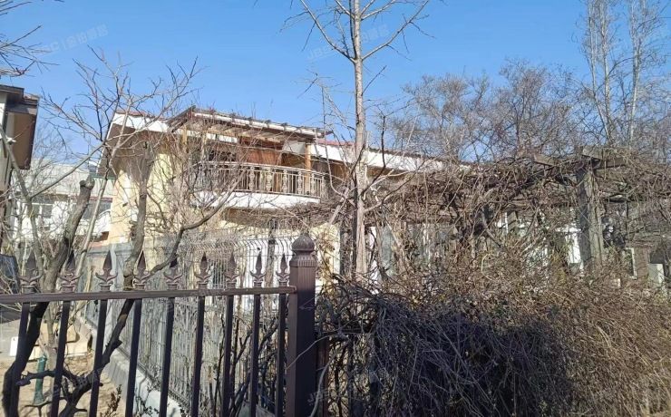 大兴区 半壁店绿茵花园别墅如茵区10号1至2层（绿茵花园）别墅