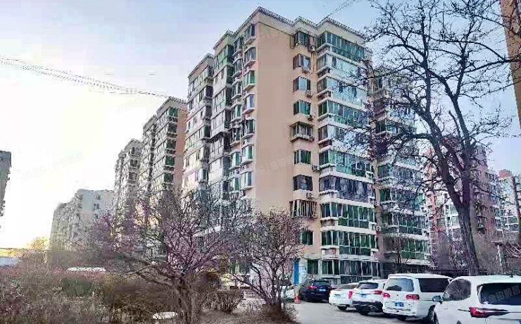 大兴区 黄村镇兴华园13号楼4层2单元402