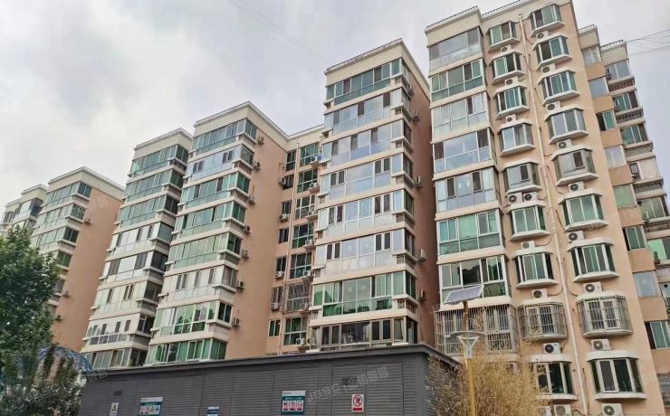 大兴区 黄村镇兴华园8号楼13层1303（兴华园）