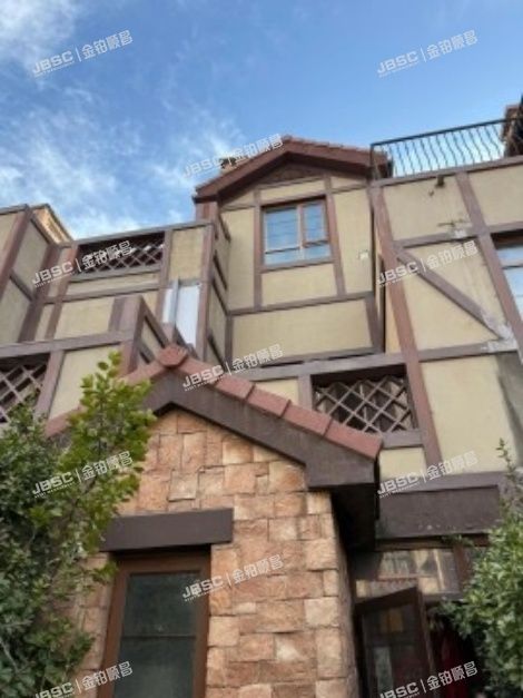 大兴区 龙景湾四区8号楼1至3层02（富力丹麦小镇别墅）