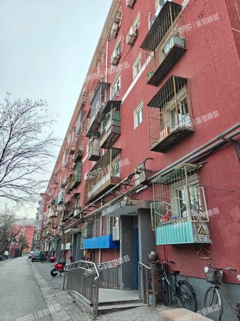 海淀区 永定路85号3区428号楼3层1单元5号