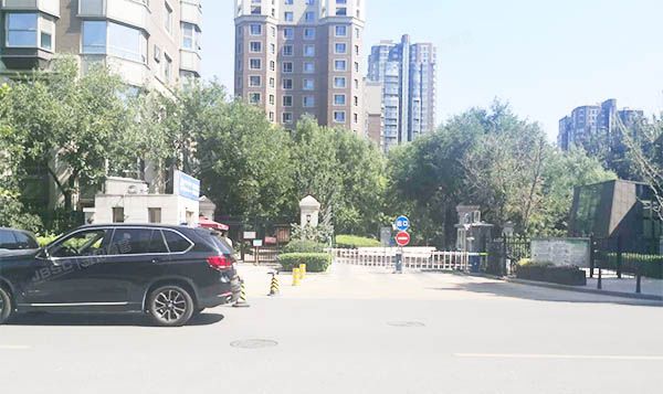 朝阳区 八里庄北里211号楼5层1单元601+车位（公园1872）