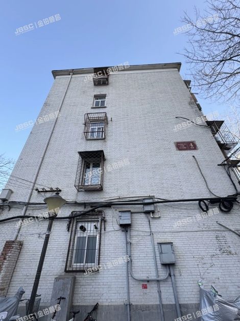 海淀区 白石桥路27号民族大学宿舍4号楼4层12单元10号 北京法拍房