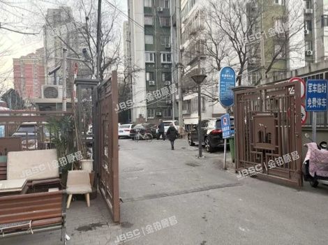 海淀区 翠微北里7号楼16层1602 北京法拍房