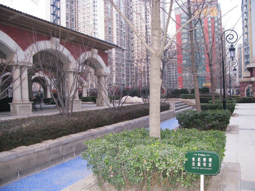 西堤红山 法拍小区