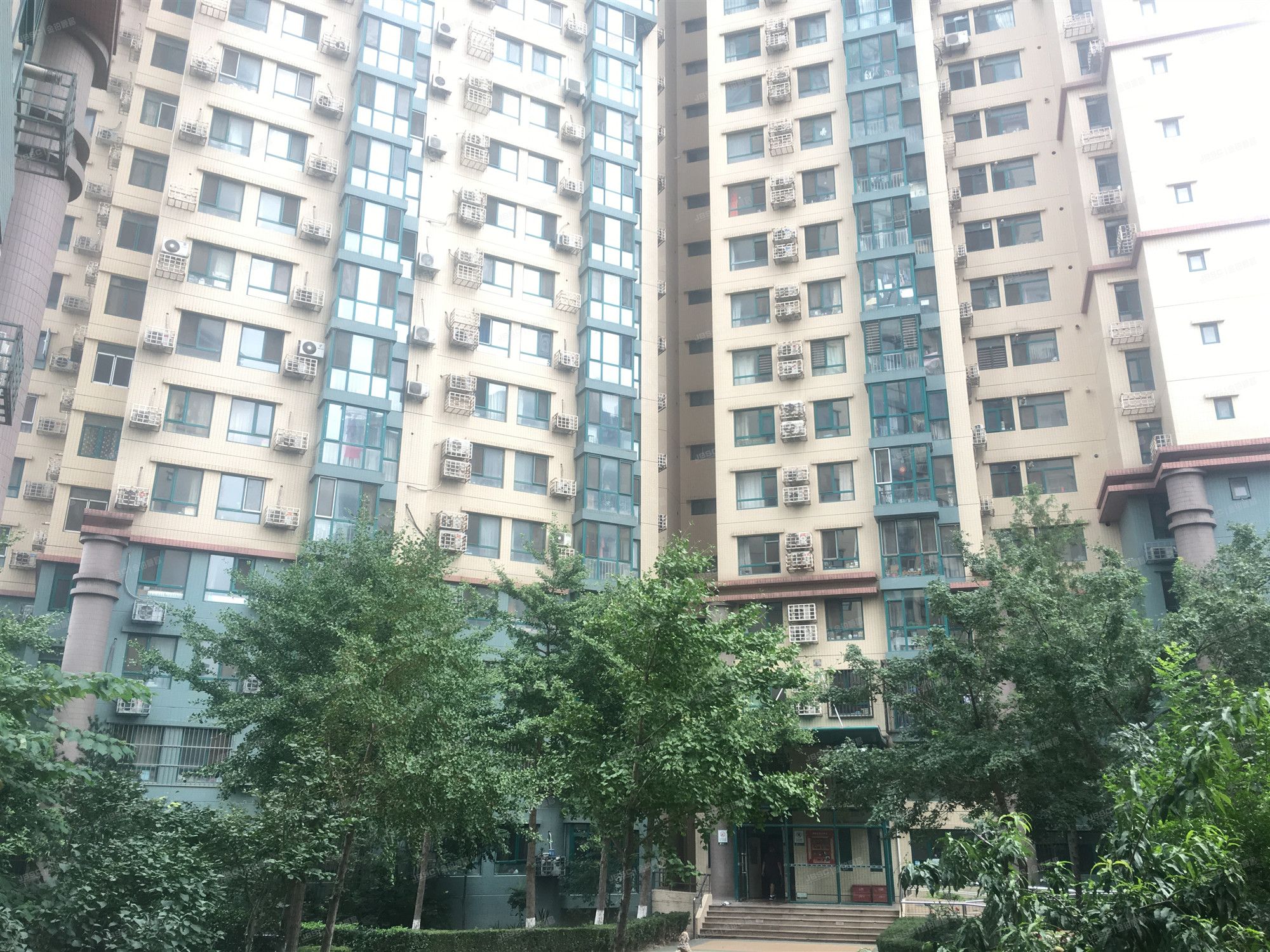 蝶翠华庭 法拍小区