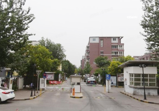 龙锦苑六区 法拍小区