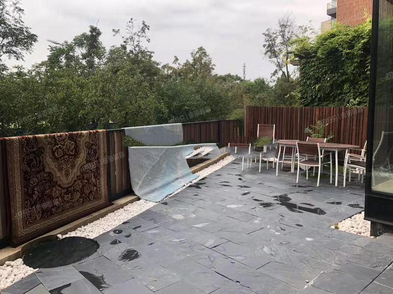 国锐金嵿 法拍小区