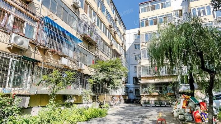 青塔东里 法拍小区