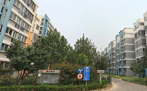 龙锦苑一区 法拍小区