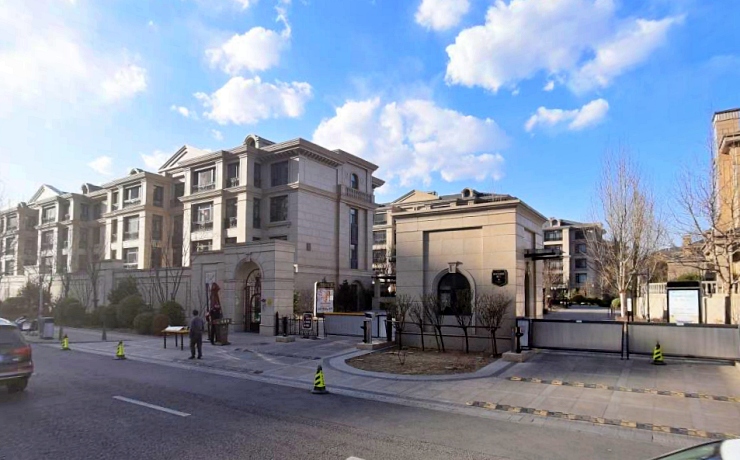 兴创屹墅 法拍小区