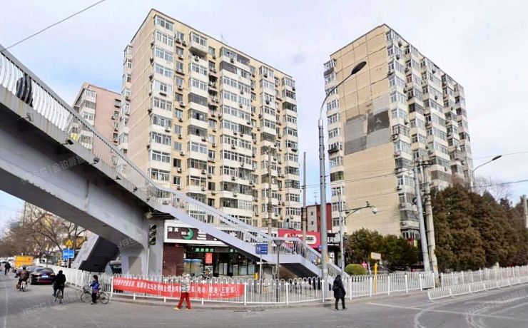 安外大街80号院