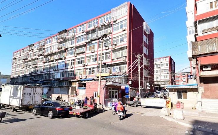 东革新里40号院