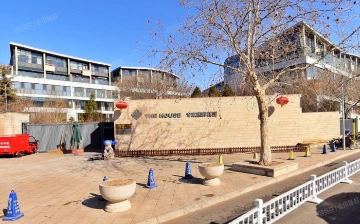 专家国际花园 法拍小区