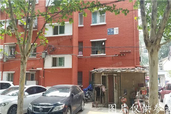 朝阳区   东三里屯中12号楼3单元302室