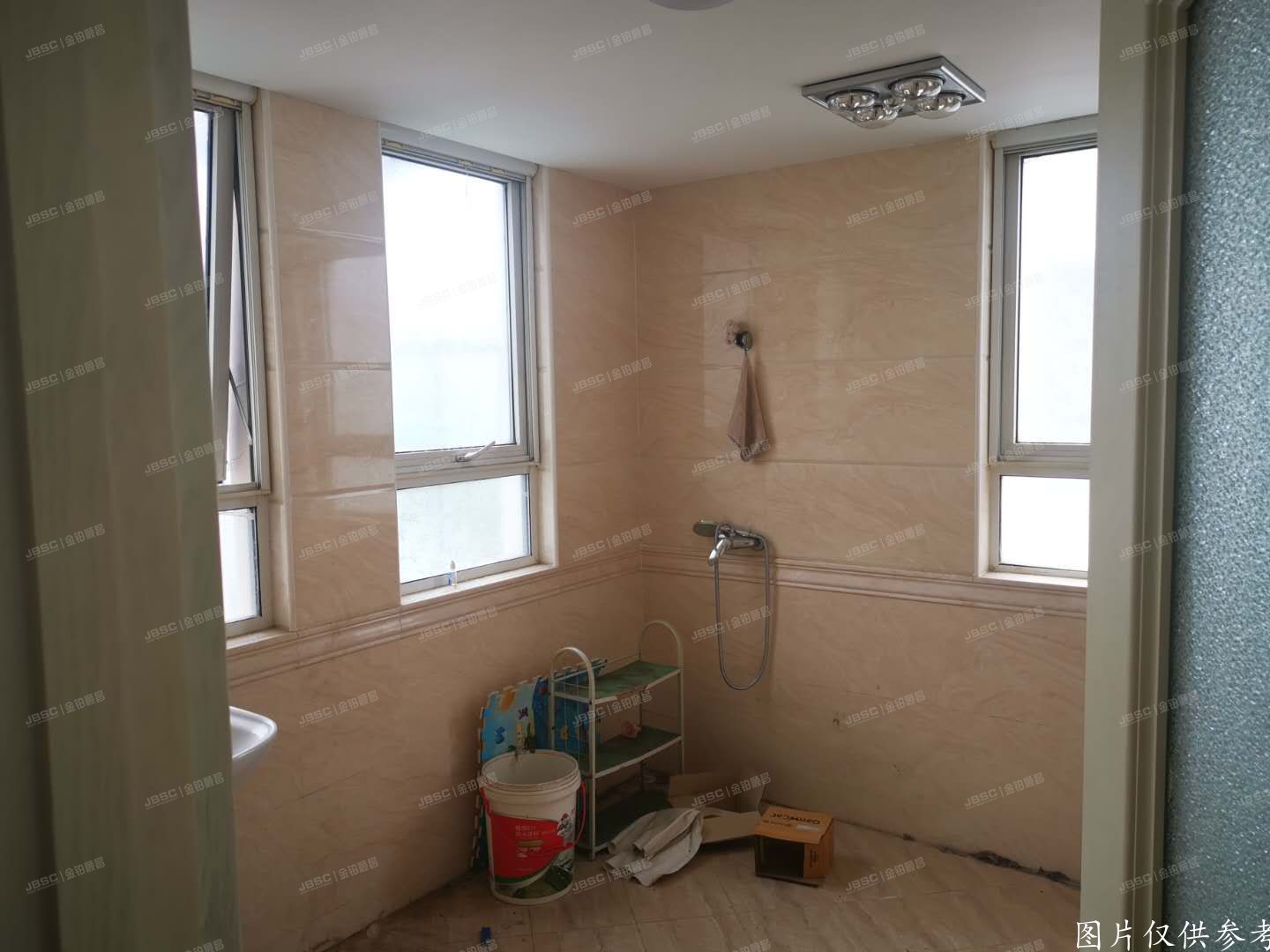 ※昌平区   吉晟别墅13号楼1至3层17号