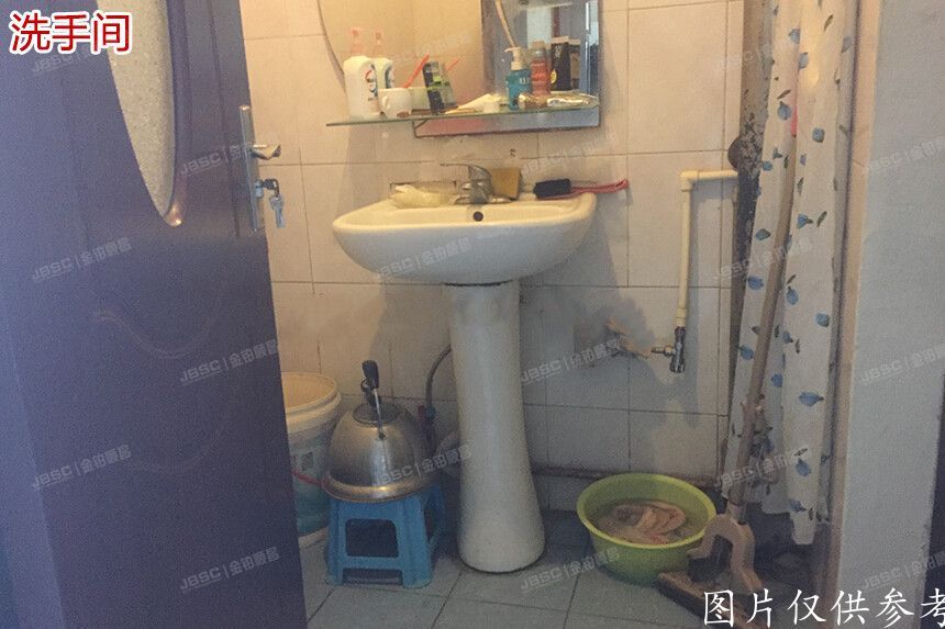 大兴区    郁花园一里40号楼4单元501室