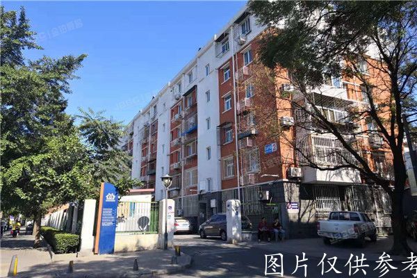 大兴区 车站中里2号楼2单元501室