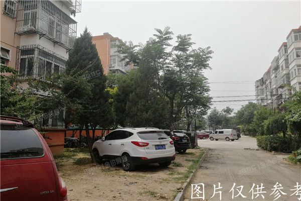 大兴区   金荣园18号楼402室