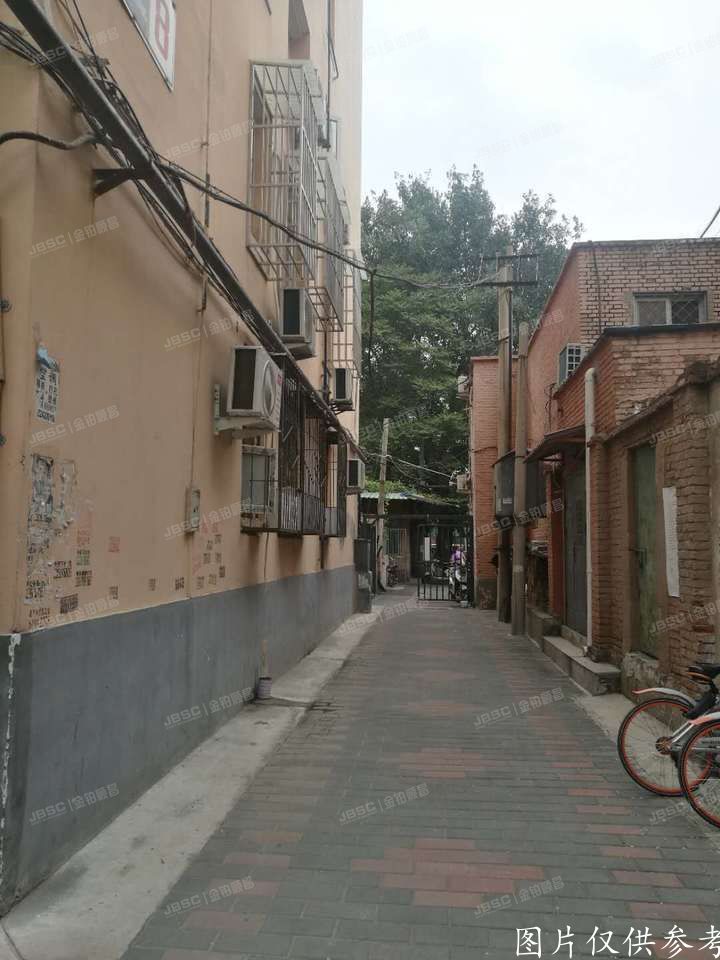 西城区 玉桃园二区8号楼2单元202室