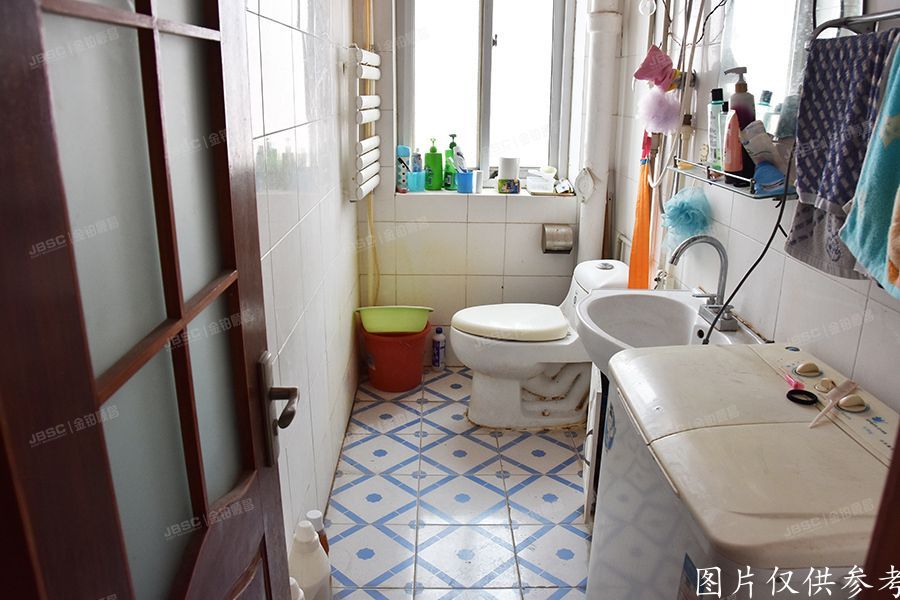 怀柔区 潘家园小区12号楼1单元601室