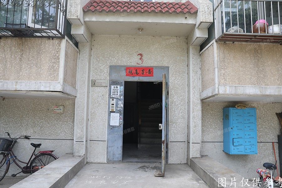 怀柔区 梅苑花园4号楼3单元601室