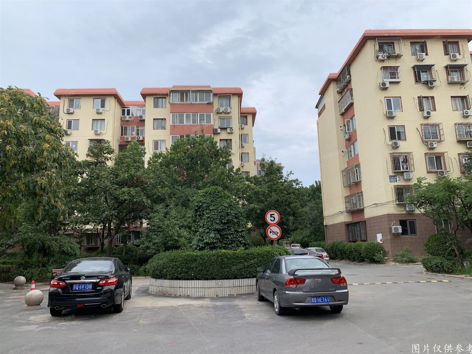 石景山   八角北路11号院4号楼1单元601室