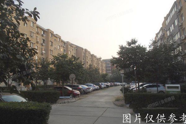 房山区 杰辉苑15号楼1单元602室及跃层