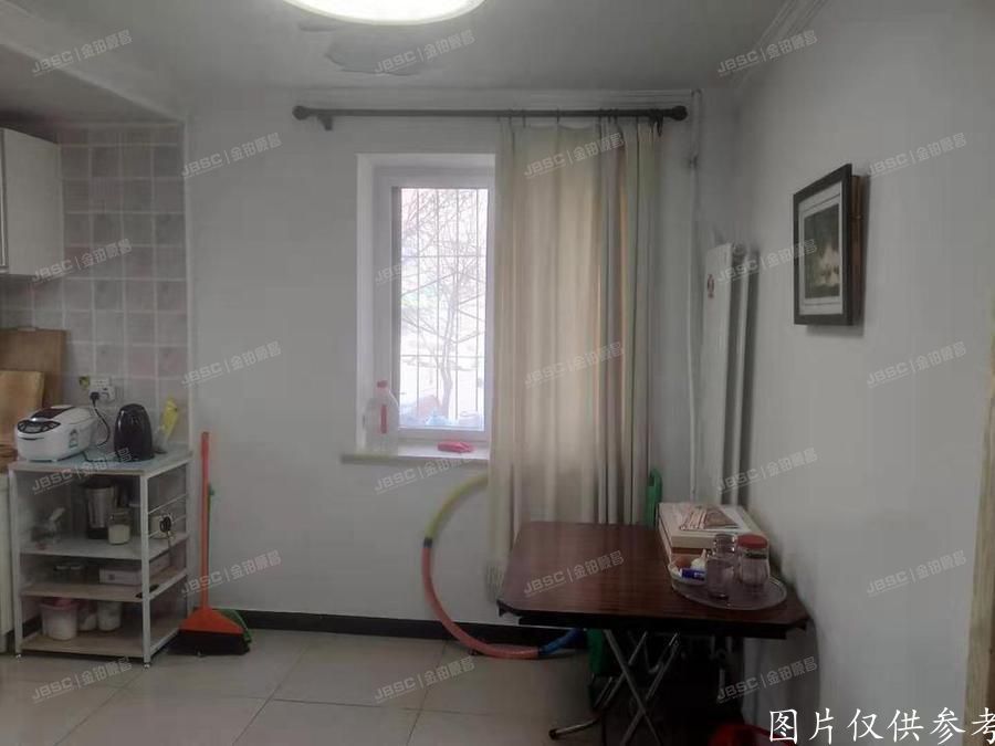 昌平区  东关南里小区38号楼5单元4号