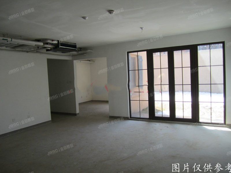 ※顺义区 龙湖滟澜山51-4联排别墅