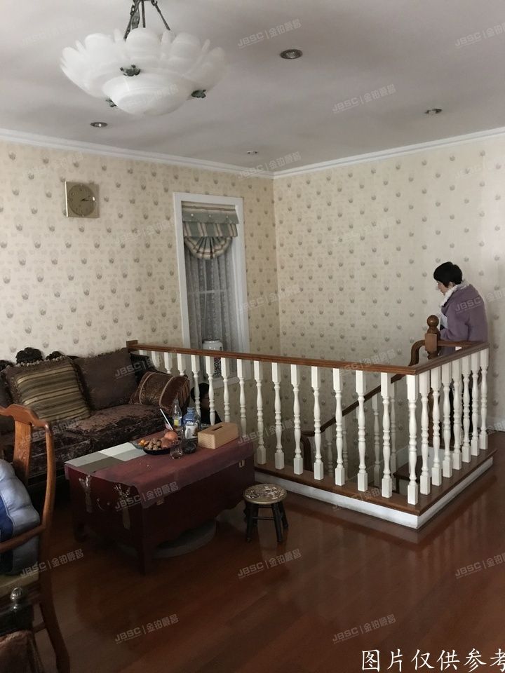 朝阳区   富成花园E8号1至2层独栋别墅