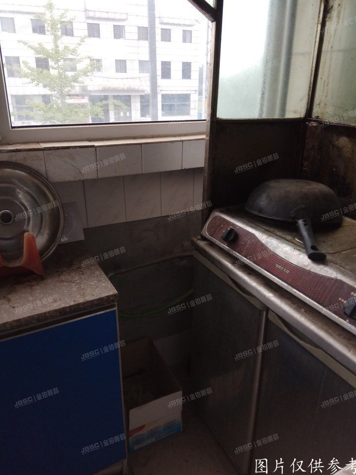 顺义区  太平小区8号楼3单元203号