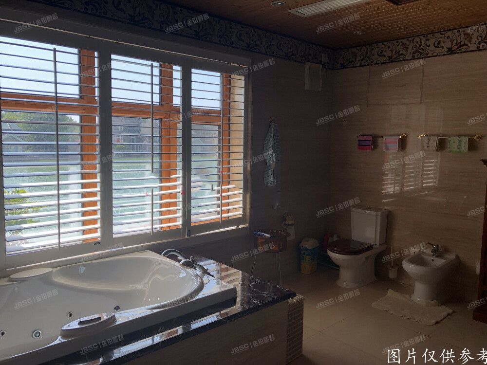 昌平区  碧水庄园三期48-8号1-2层