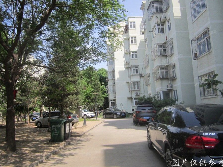 房山区 良乡北潞华7号楼5层6-501（北潞华家园）