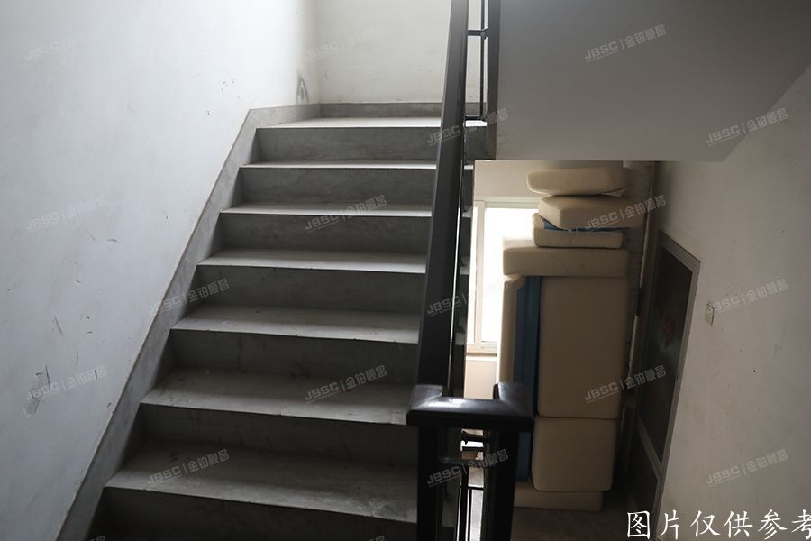 昌平区 农学院北路9号院三区7号楼6层4单元602（领秀慧谷）