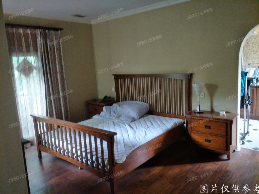 ※昌平区  纳帕溪谷7-68号-1至2层  别墅