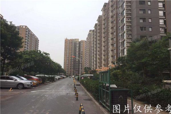 丰台区  鸿业兴园二区13号楼1单元501室