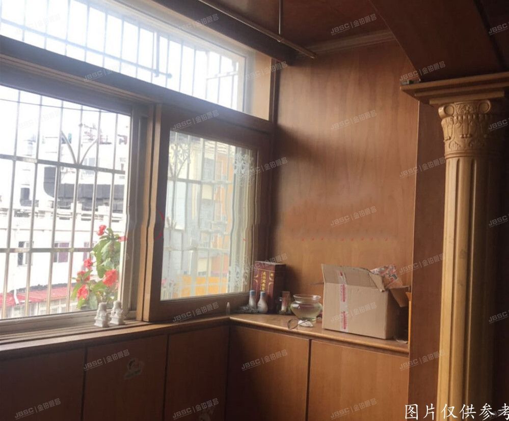 密云区  花园小区53号楼3单元501号