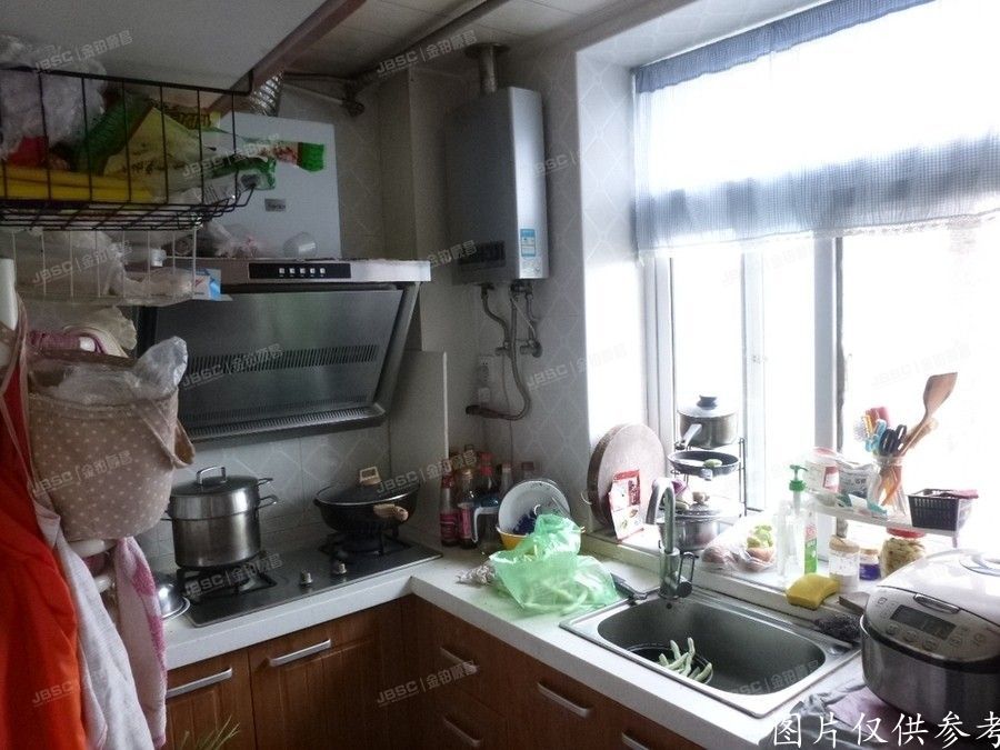 海淀区  金沟河小区811楼1单元6层116号