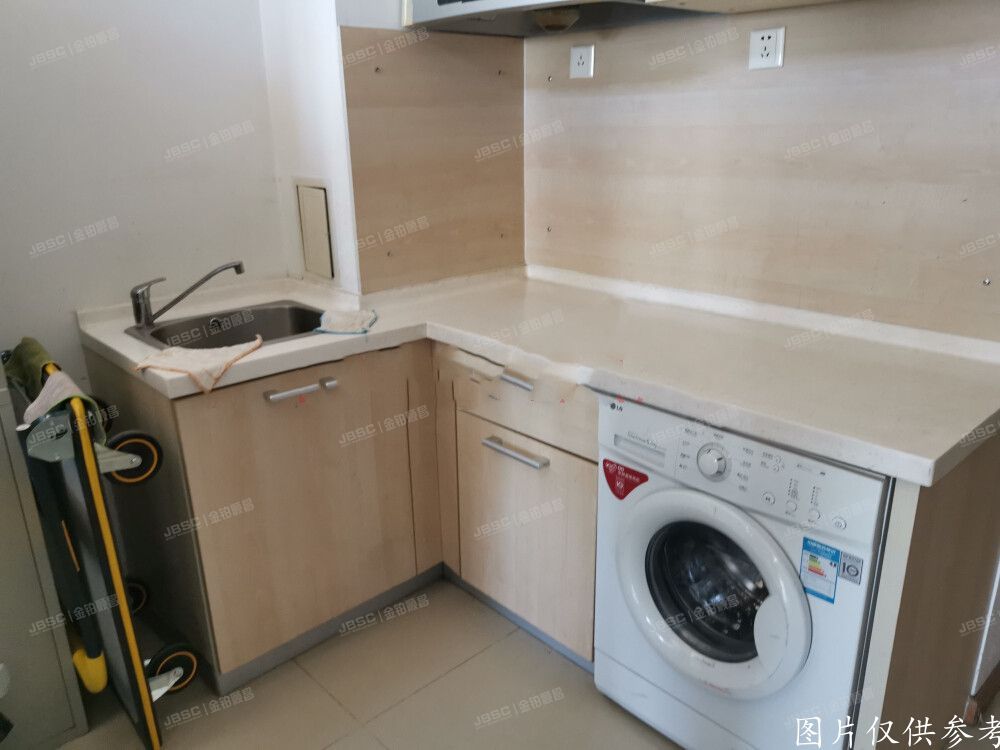 大兴区  荣京丽都3号1幢10层2单元826室