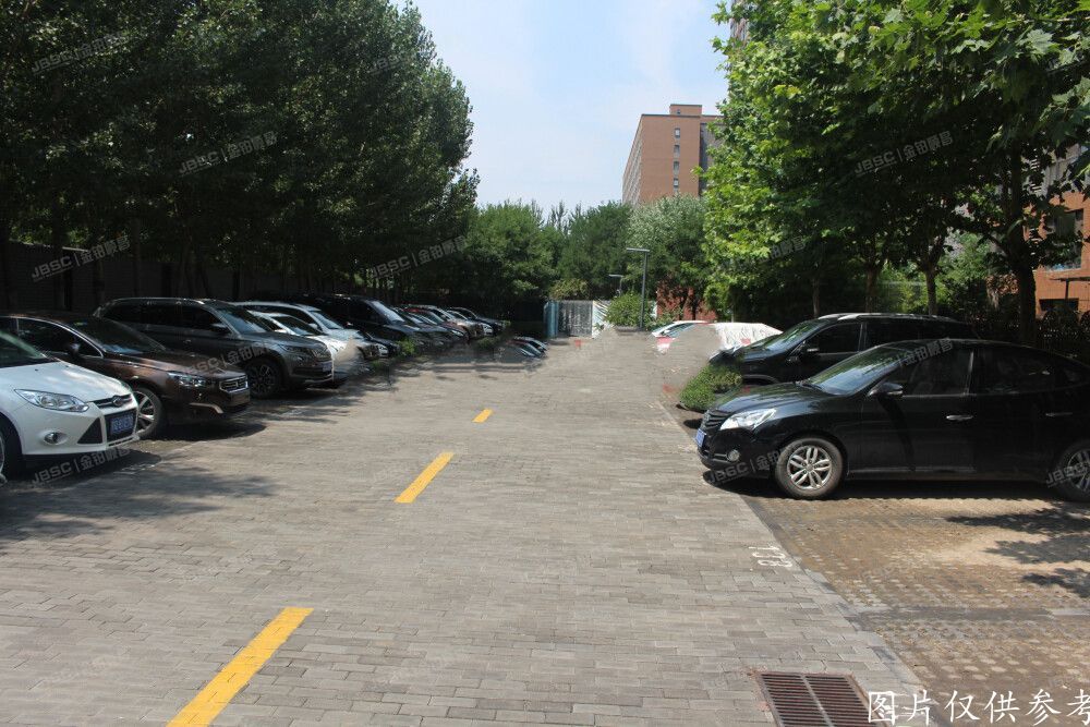 房山区  长阳半岛东区4号楼3单元501