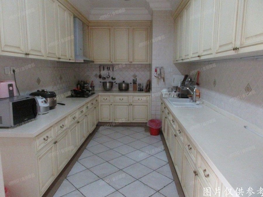 ※顺义区 康柏园三期2（莱蒙湖）2073幢-1至2层 别墅