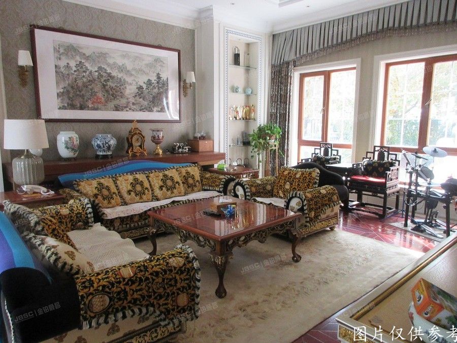 ※顺义区 康柏园三期2（莱蒙湖）2073幢-1至2层 别墅