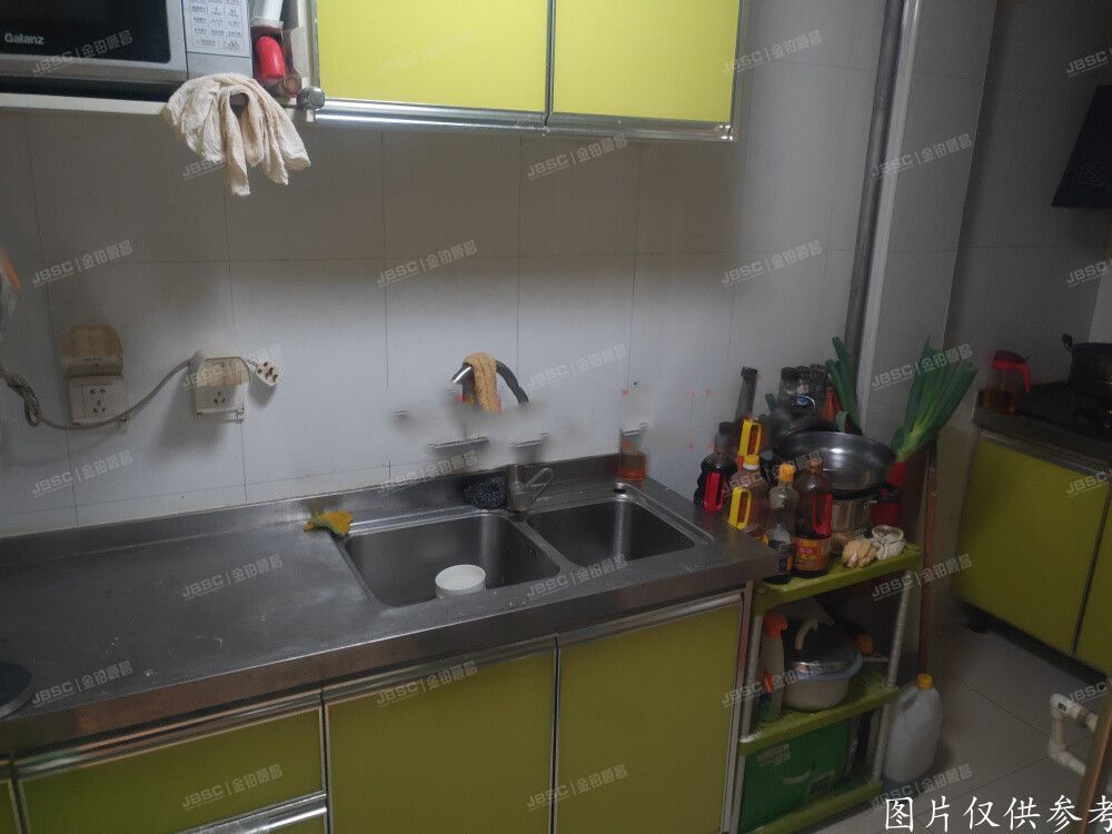 通州区  葛布店北里18号楼111室