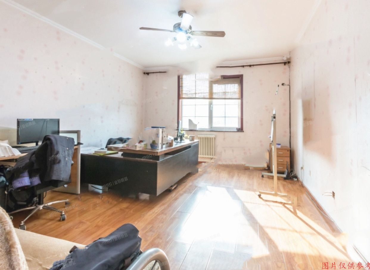 房山区 加州水郡东区42号楼1至3层4203号